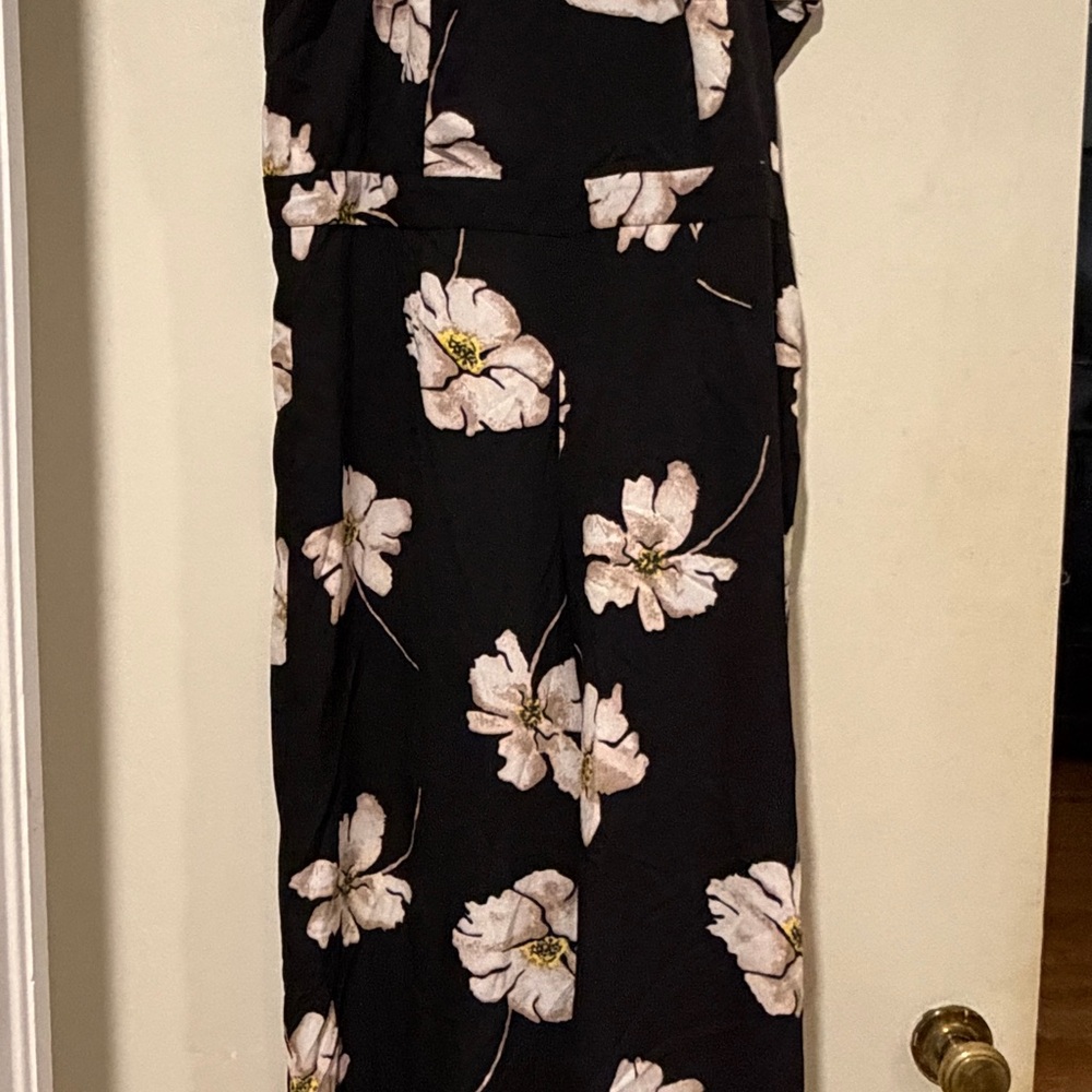 Xhilaration Floral Halter jumpsuit NWT | Black White Pink Flowers | Size S/M